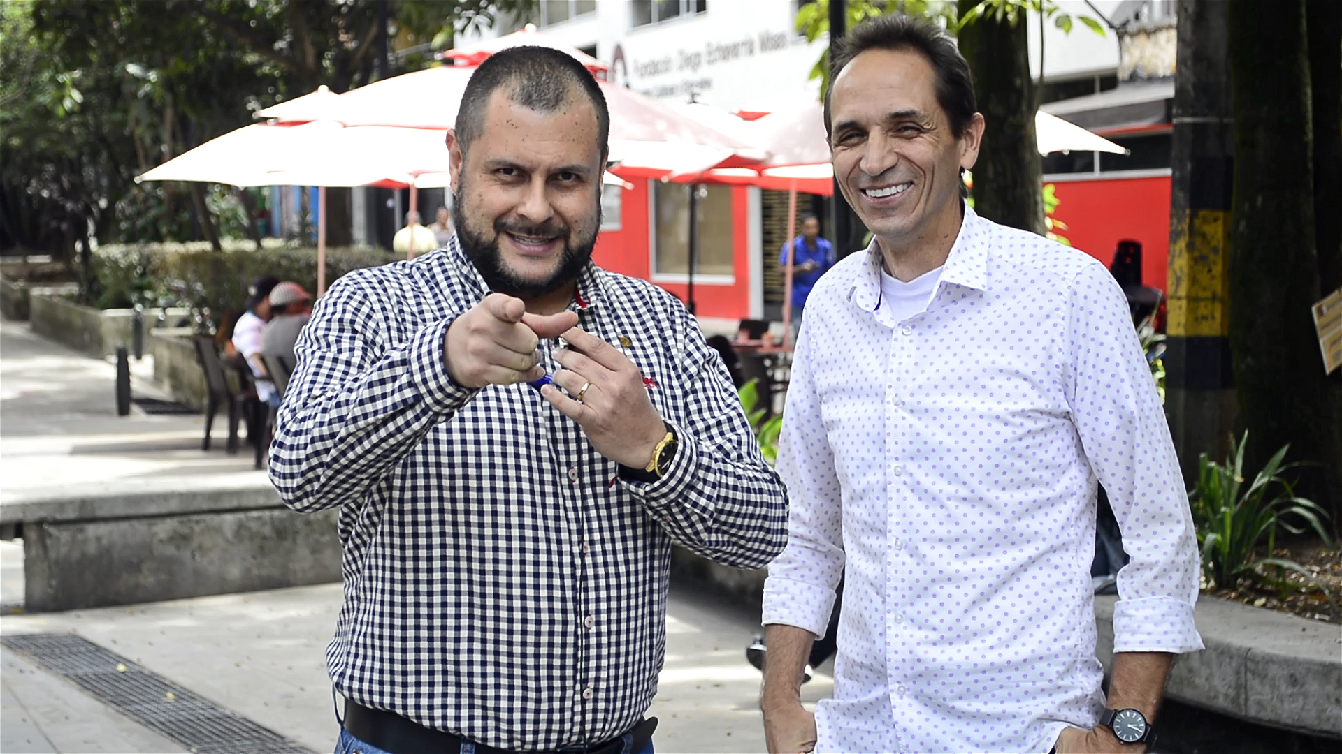 Personaje de la semana Héctor Zapata Londoño; Nota uno Elkin Lavoe